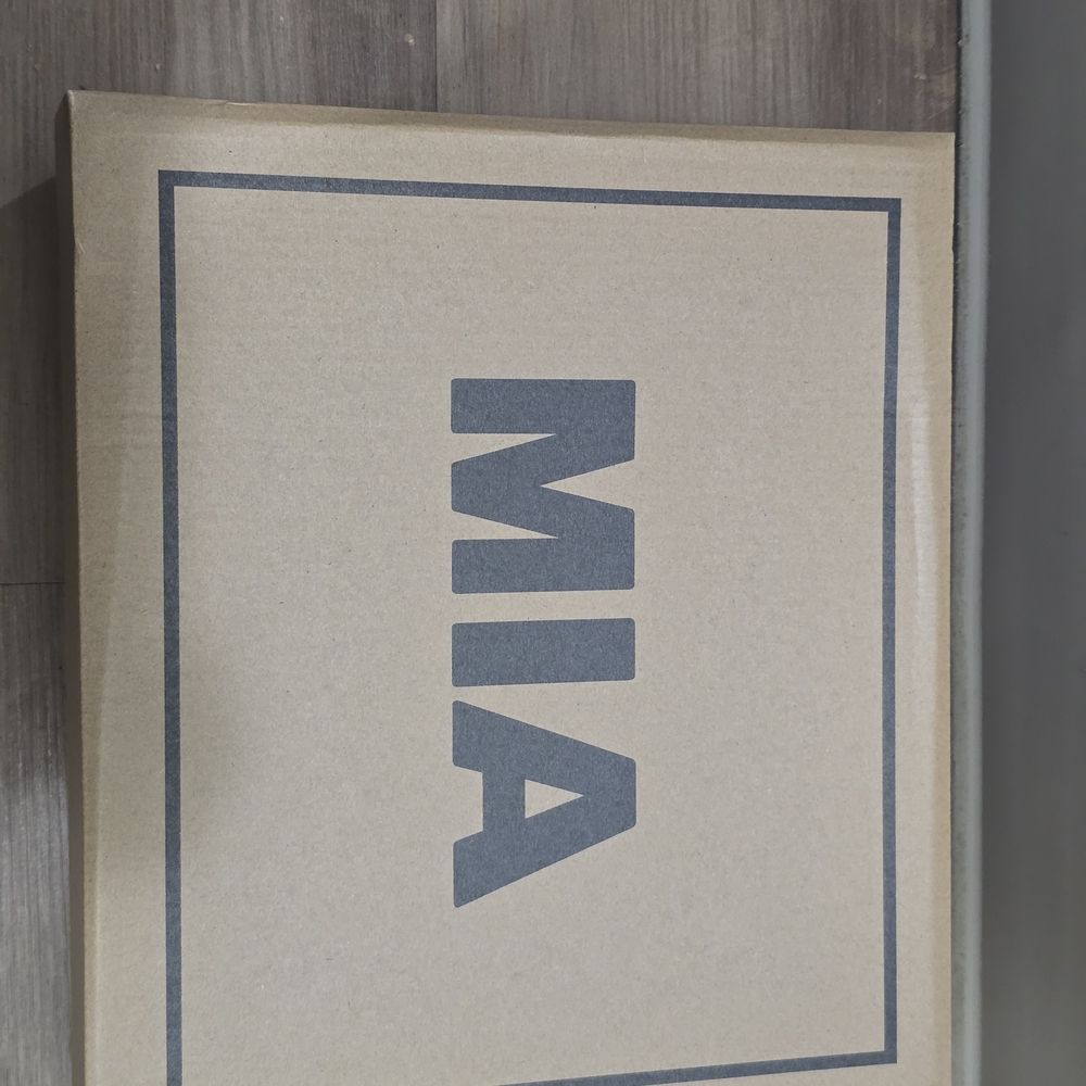 Stylish Black and Tan Wedge Sandals - Picture 7 of 7